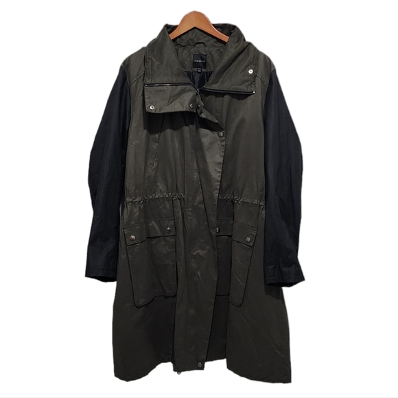 Lane Bryant Green Contrast Black Sleeve Anorak Jacket 26/28 - Picture 2 of 15